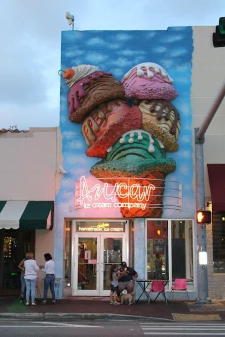 Apartment In Calle Ocho A Slice Of Little Havana マイアミ エクステリア 写真